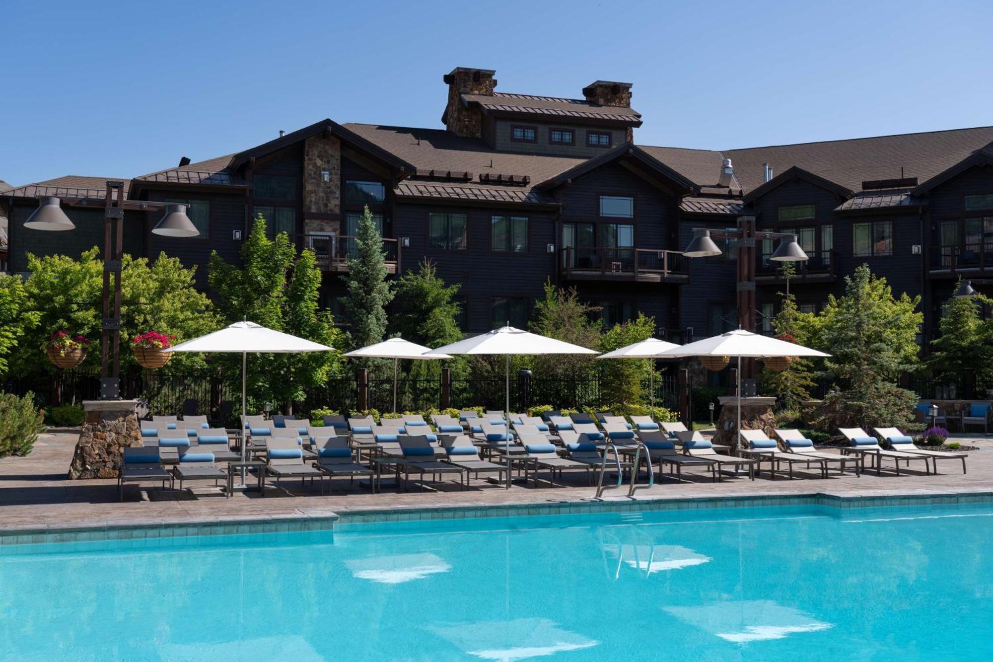 Waldorf Astoria Park City Hotel Exterior photo