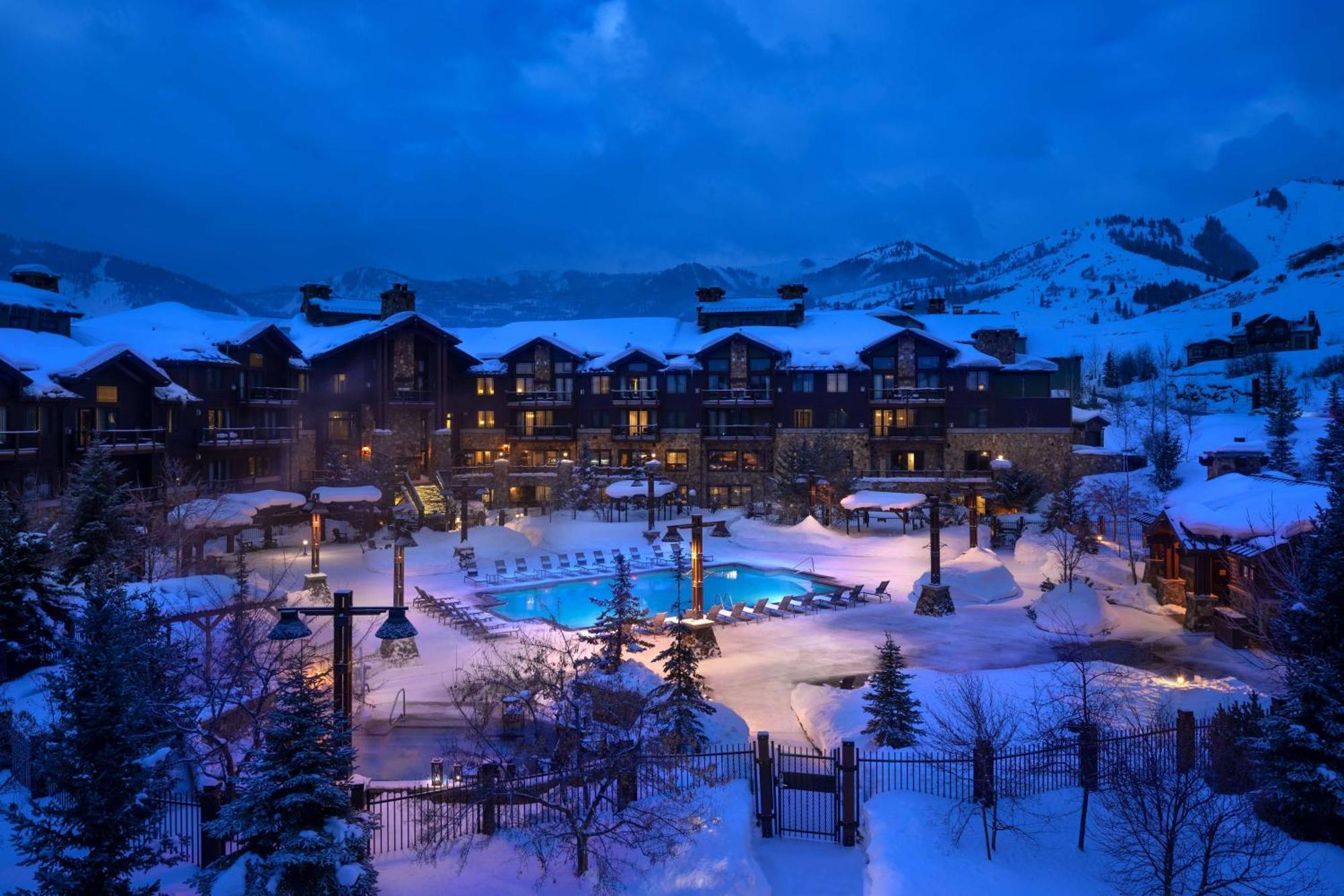 Waldorf Astoria Park City Hotel Exterior photo