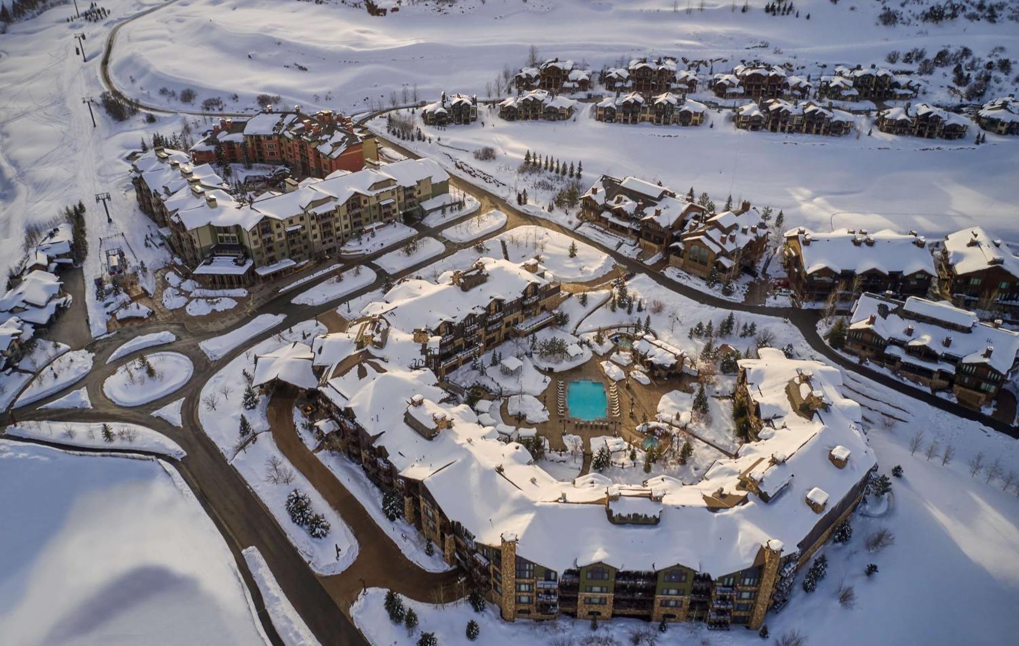 Waldorf Astoria Park City Hotel Exterior photo