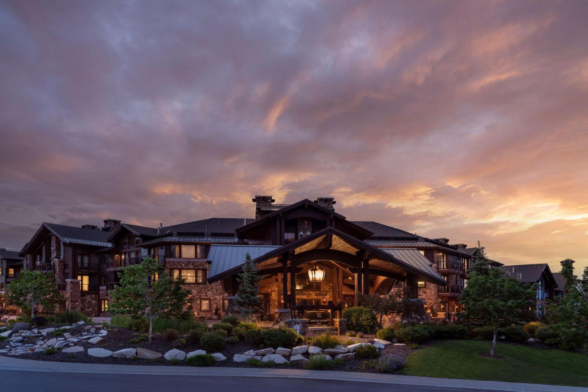 Waldorf Astoria Park City Hotel Exterior photo