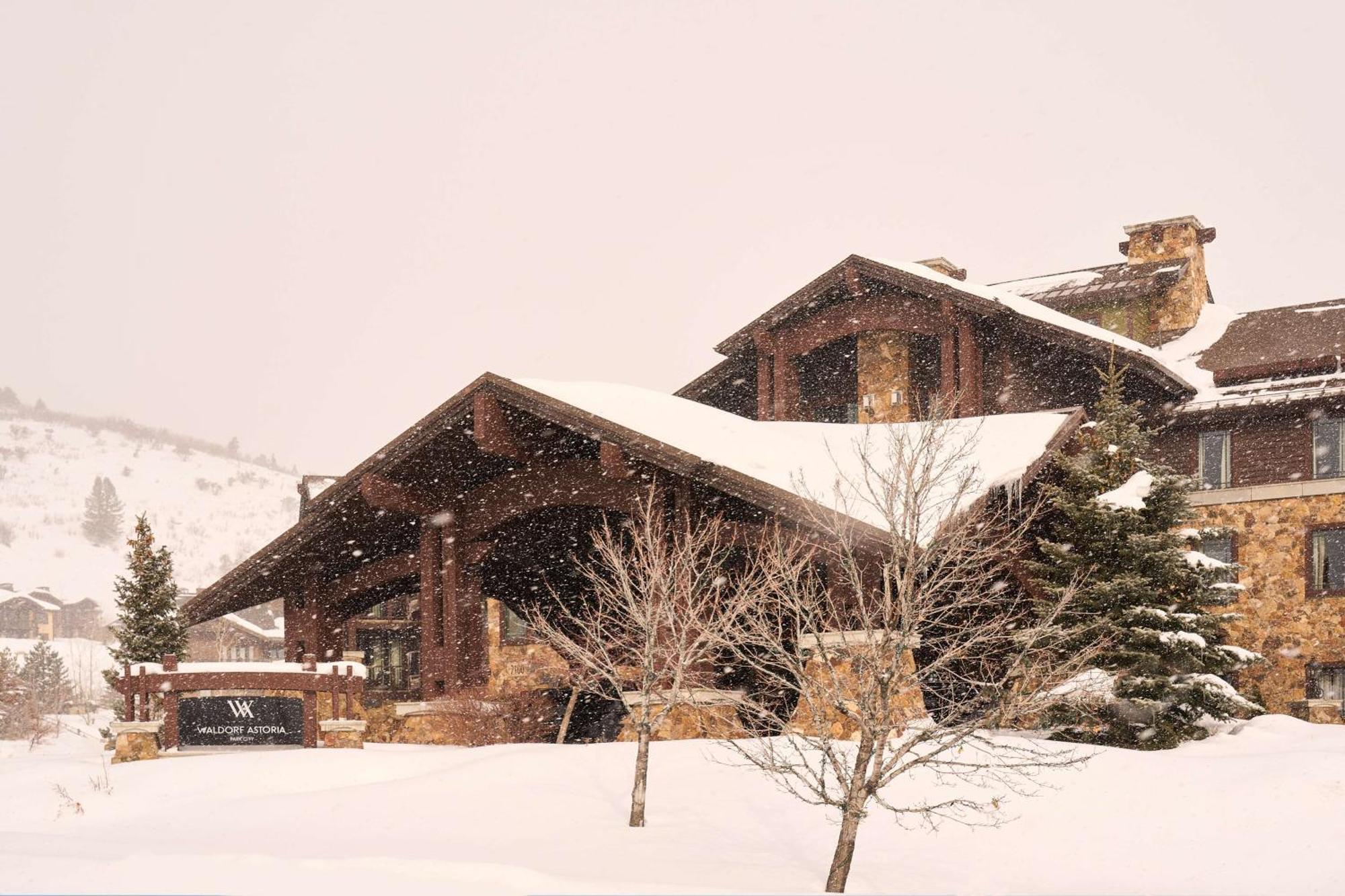 Waldorf Astoria Park City Hotel Exterior photo