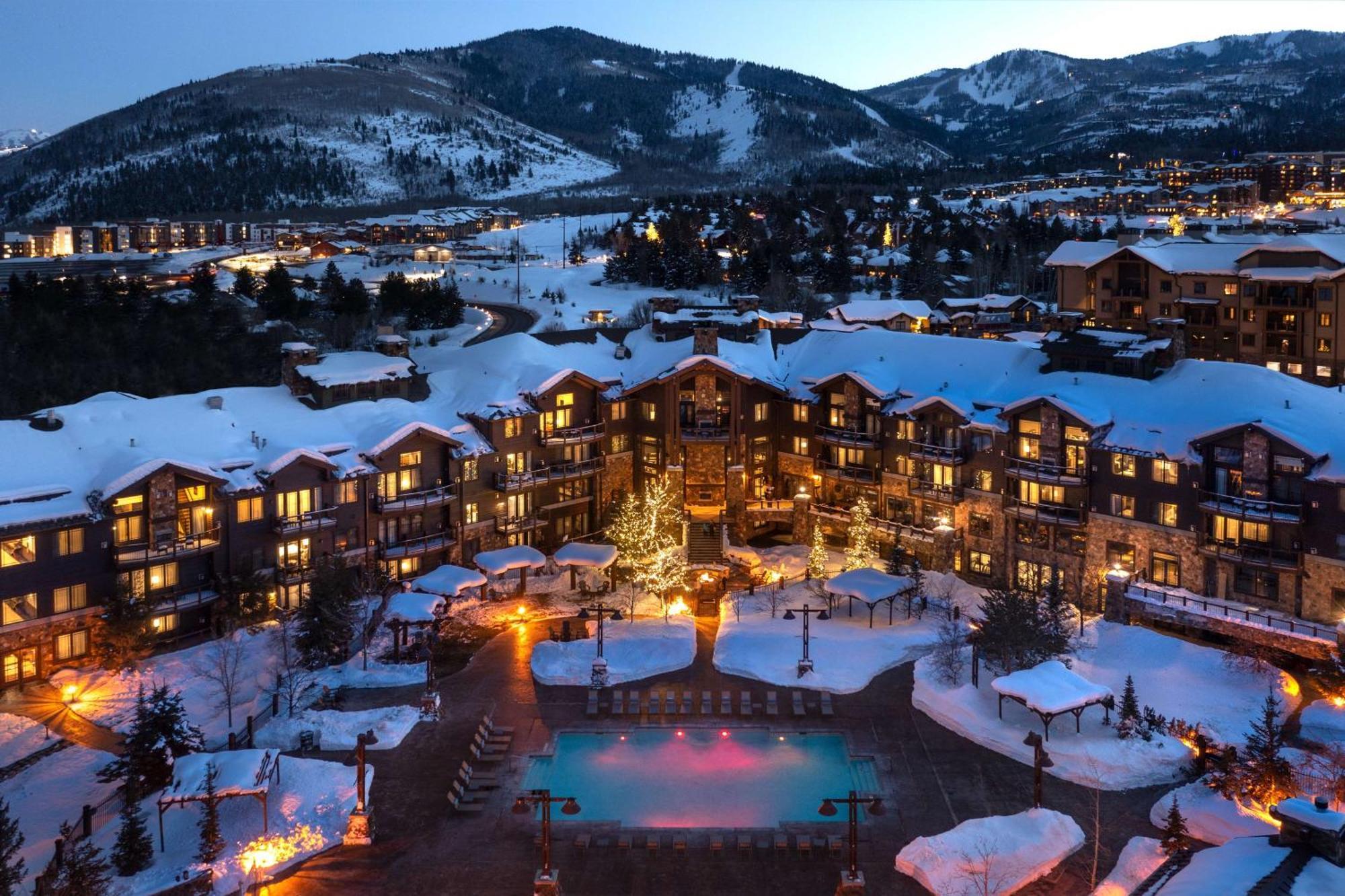 Waldorf Astoria Park City Hotel Exterior photo